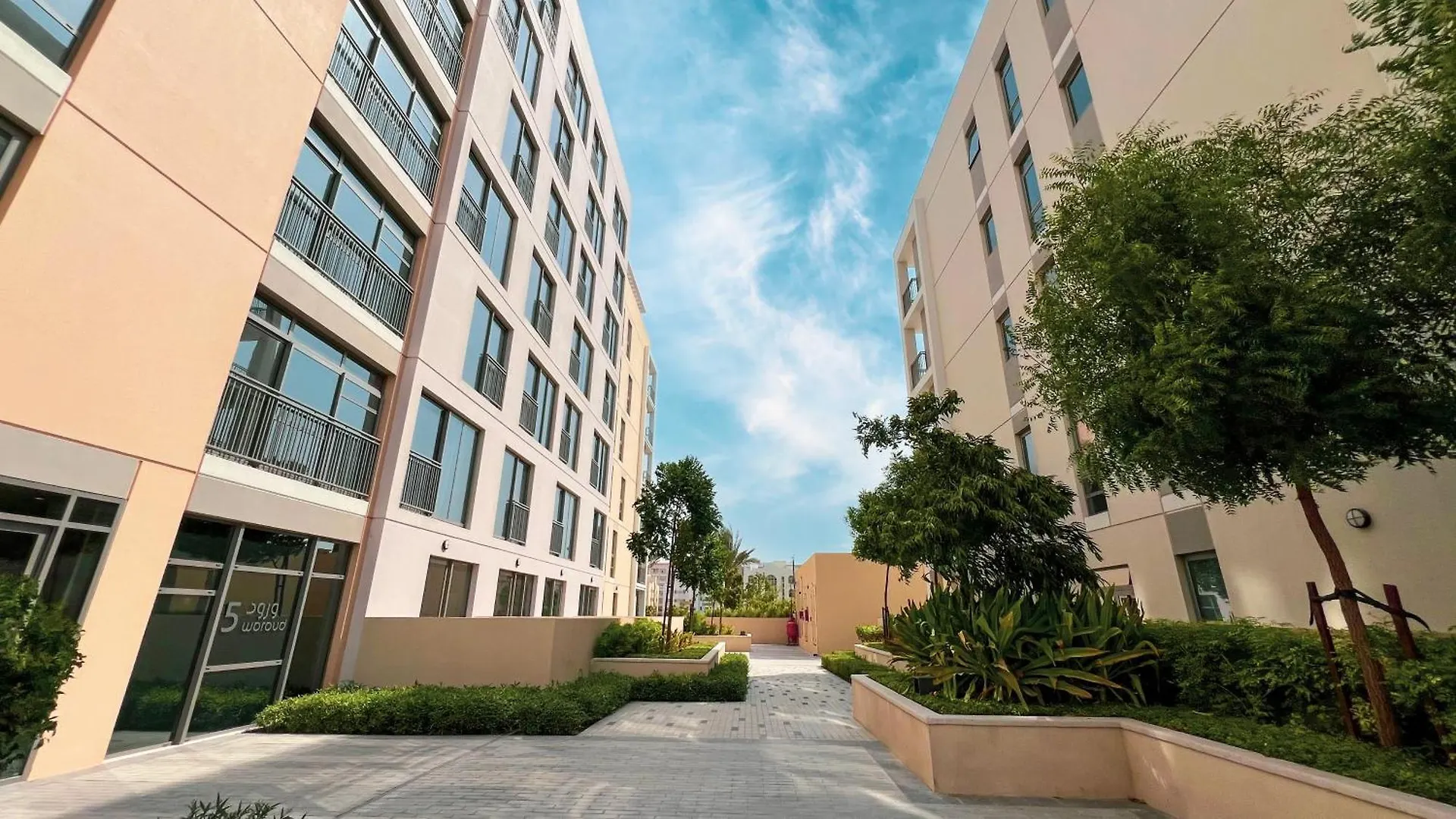 2 Bedroom Boho Nest By Blue Cloud Holidays Sharjah 0*,
